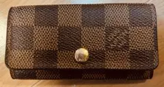 LOUIS VUITTON キーケース