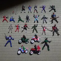美品！希少！仮面ライダー フィギュアキーホルダー 16個セット - メルカリ