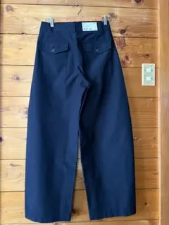 ジャージーバレルレッグパンツネイビー紺Ｍ新品未使用