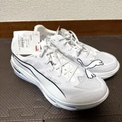 PUMAディヴィエイトニトロエリート4 新品未使用　25.5cmのサムネイル
