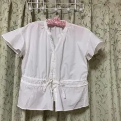 ホワイトデザインシャツブラウスのサムネイル