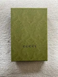 GUCCI ギフトボックス グリーン