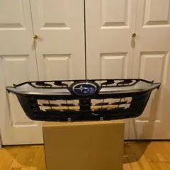 新型フォレスターPremiumS:HEV EX純正フロントグリル 納車前外し