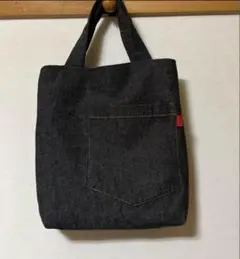 【ハンドメイド】小さめトートバッグ　薄手デニム　外ポケット内ポケット　マチあり