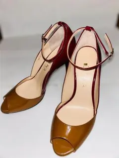 DIANA ダイアナ 本革エナメルパンプス　23.5㎝