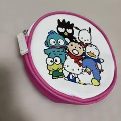 サンリオ　ハローキティ　レトロキャラ勢揃い　ポーチ