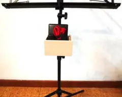 Item thumbnail for item 908640c5-bab1-4efa-9a5c-145f4fb690d6