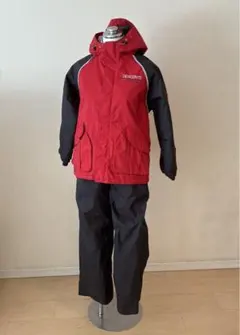 DESCENTE メンズ　140サイズ　スキーウェア　スノーボード　上下