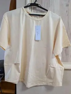 ベージュ 半袖Tシャツ Mサイズ