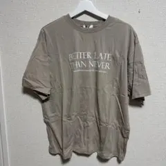 しまむら　choco コラボ　ロゴ　半袖　tシャツ　ベージュのサムネイル