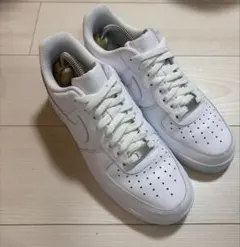 NIKE AIR FORCE 1 ホワイト スニーカー