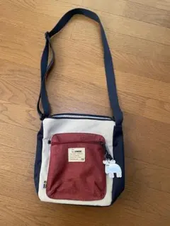 モズ　ショルダーバッグ