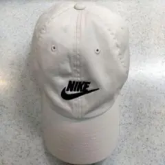 Nike アイボリーキャップ ロゴ入り