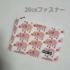 ぺたんこポーチ　ブタさん柄　ピンク　お薬手帳入れ　通帳入れ ハンドメイド