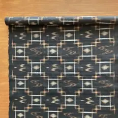 着物はぎれ　久米島紬　古布　絹　ハンドメイド