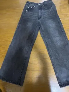 【CLEL】レリーフストレートデニムパンツ Sサイズのサムネイル