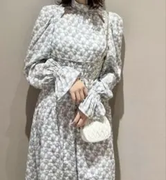 dazzlin ダスリン　ワンピース ロング 長袖 花柄ネイビー