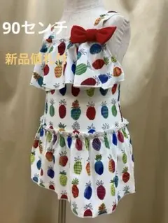 値下げしました　新品90センチ　子供用ワンピース水着　紫外線防止指数50のサムネイル