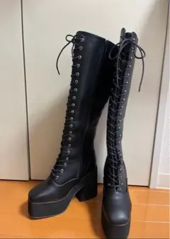 ブラックレースアップロングブーツ