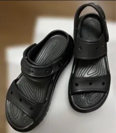 極美品 crocs 厚底 メガクラッシュ 黒 27cm M9W11 - メルカリ