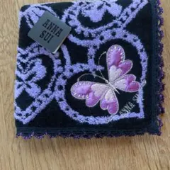 ANNA SUI 蝶刺繍タオルハンカチ