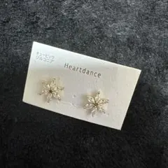 Heartdance 花モチーフ ピアス