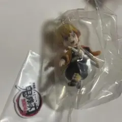 劇場版　鬼滅の刃　無限城編　チャーム付きフィギュア　善逸