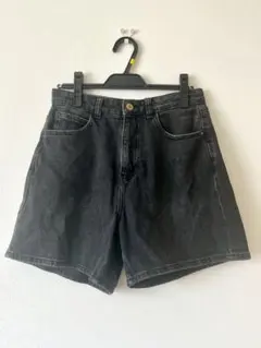 ZARA ブラックデニムショートパンツ