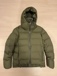 オリーブグリーンダウンジャケット