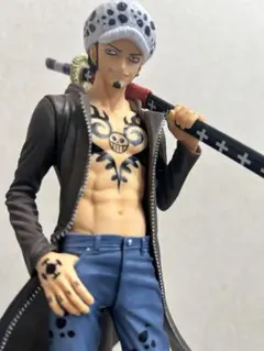ワンピース　トラファルガー・ロー フィギュア