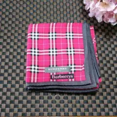 バーバリー　ハンカチ　新品未使用品