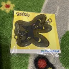 新品》　Pokémon ポケモン アクリルキーホルダー ブラッキー ファミマ