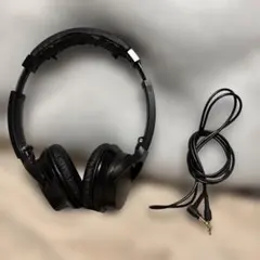 有線ヘッドホン