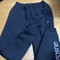 メンズ　スウェット　クイックシルバーMサイズ　美品のサムネイル