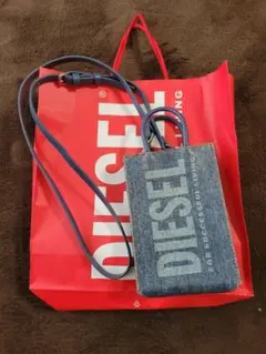 ほぼ未使用‼️DIESEL デニム スマホショルダーバッグのサムネイル