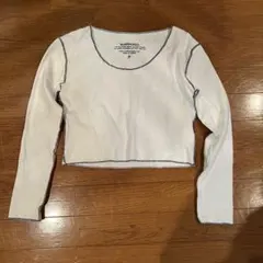 ALAND ショート丈トップス