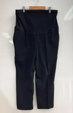 【UNIQLO】ユニクロ　スマートアンクルマタニティパンツ　ブラック