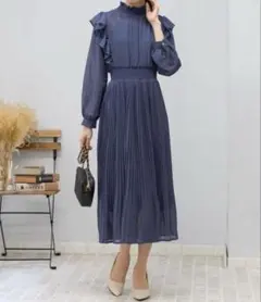 【新品未使用】定価6,589円★肩フリル ピンタック　プリーツロングワンピース