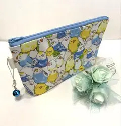 ハンドメイドポーチ　マチ付きポーチ　　　セキセイインコ