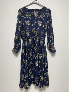 SPIRAL GIRL ネイビー花柄 長袖ワンピース