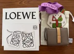 ★LOEWE ロエベ⭐︎二つ折り財布⭐︎美品♩のサムネイル
