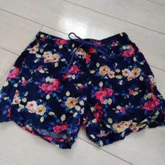 花柄 ショートパンツ