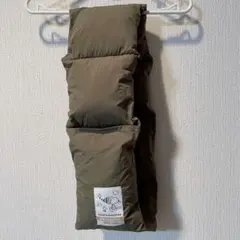 オリーブ色 スヌーピー マフラー