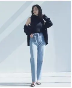 ハイウエスト ストレートデニムパンツ ライトブルーのサムネイル