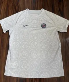 【本日限り】Nike Paris Saint-Germain PSG Tシャツのサムネイル
