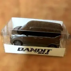 新品 スズキ新型ソリオ バンディットプルバックカー