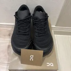 即発送お値下げ✴︎美品✴︎On ブラック スニーカー