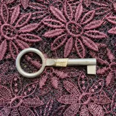 Item thumbnail for item bec25703-851f-4050-9f99-61d04a0cda99