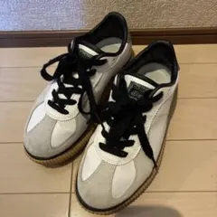 オニツカタイガー　DELECITY スニーカー　22.5