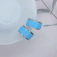シンプルレジンイヤーカフ　ブルー　2個セット　内径２cm